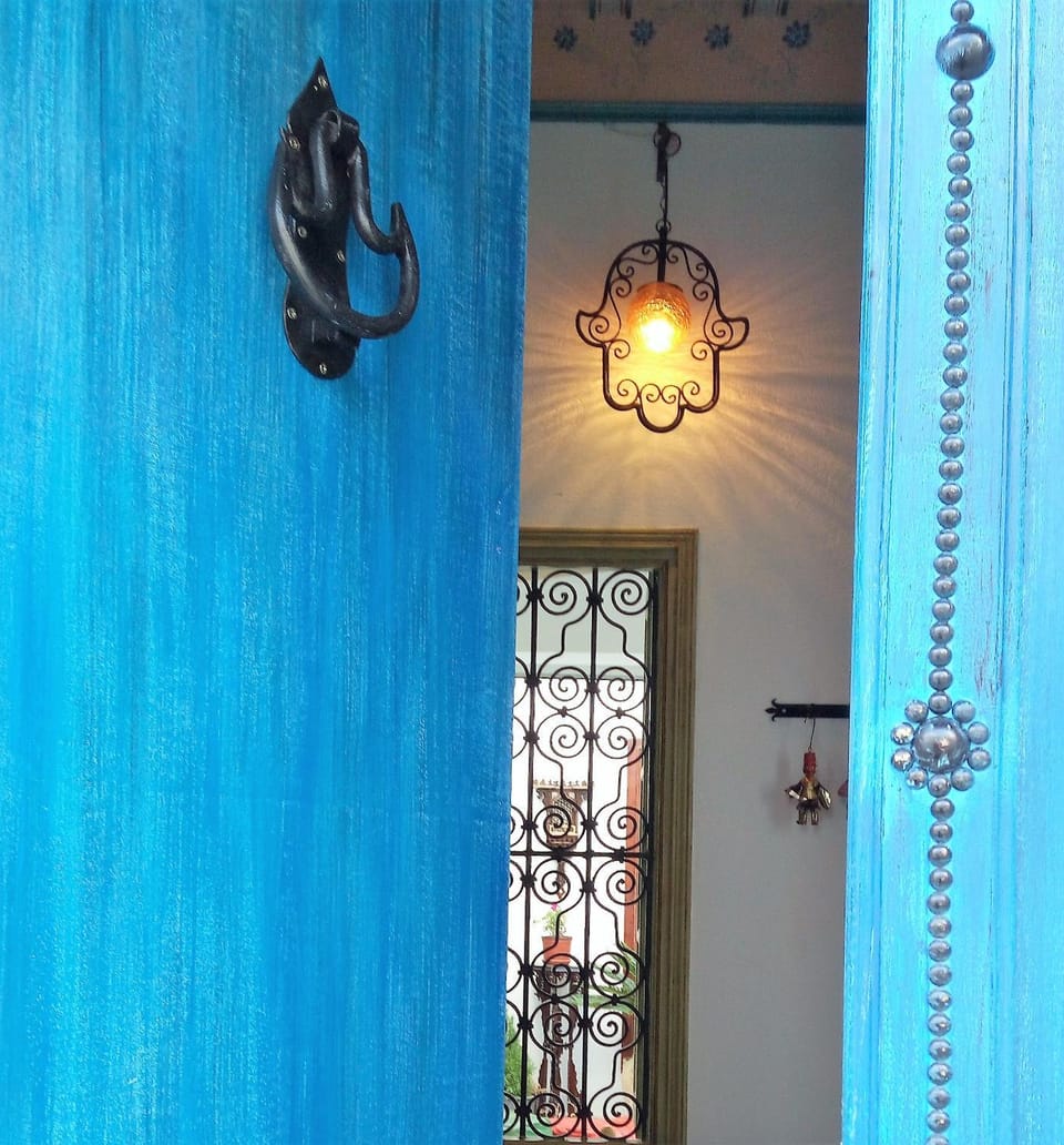 Facade/entrance, Internal: Not applicable to any particular room