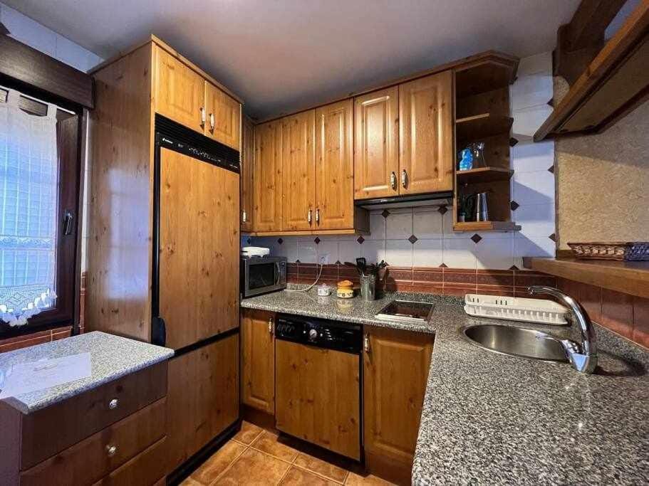 Kitchen or kitchenette, minibar, oven, pet friendly, stove
