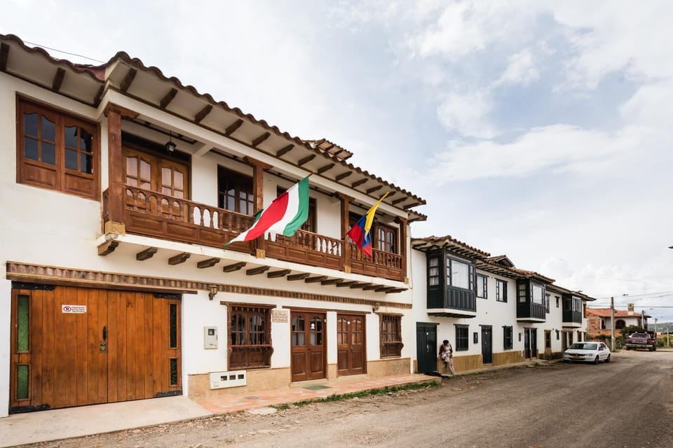 Property building, Off site, Neighbourhood