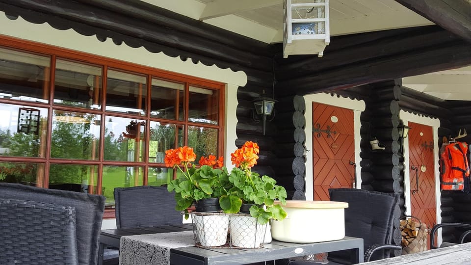 Patio, BBQ facilities, Garden, Balcony/Terrace, Beach, Pets