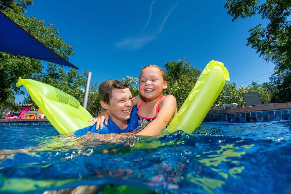 Swimming pool, Swimming pool