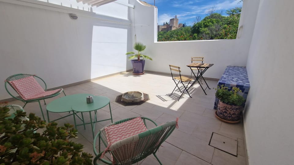 Patio, Balcony/Terrace, Balcony/Terrace, Mountain view