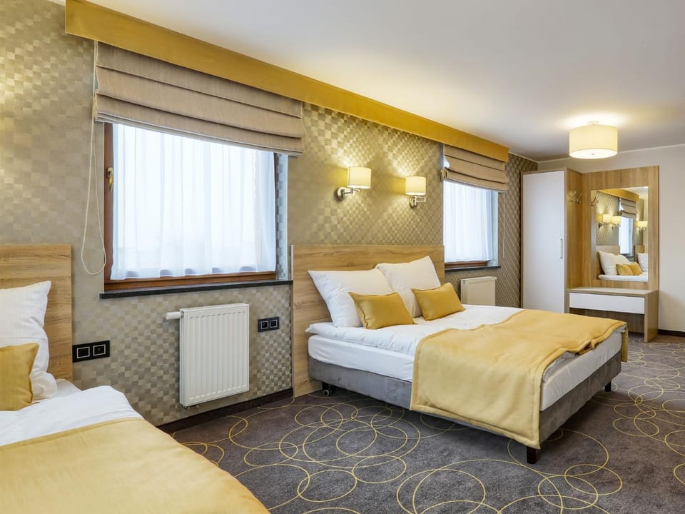 Bedroom, Family