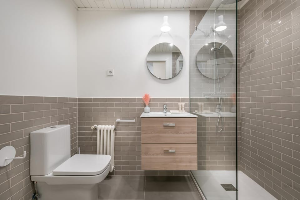 Shower, Bathroom
