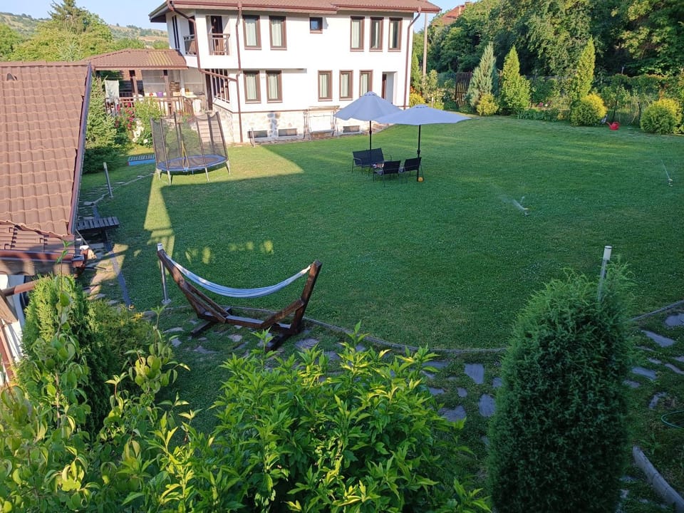 Inner courtyard view