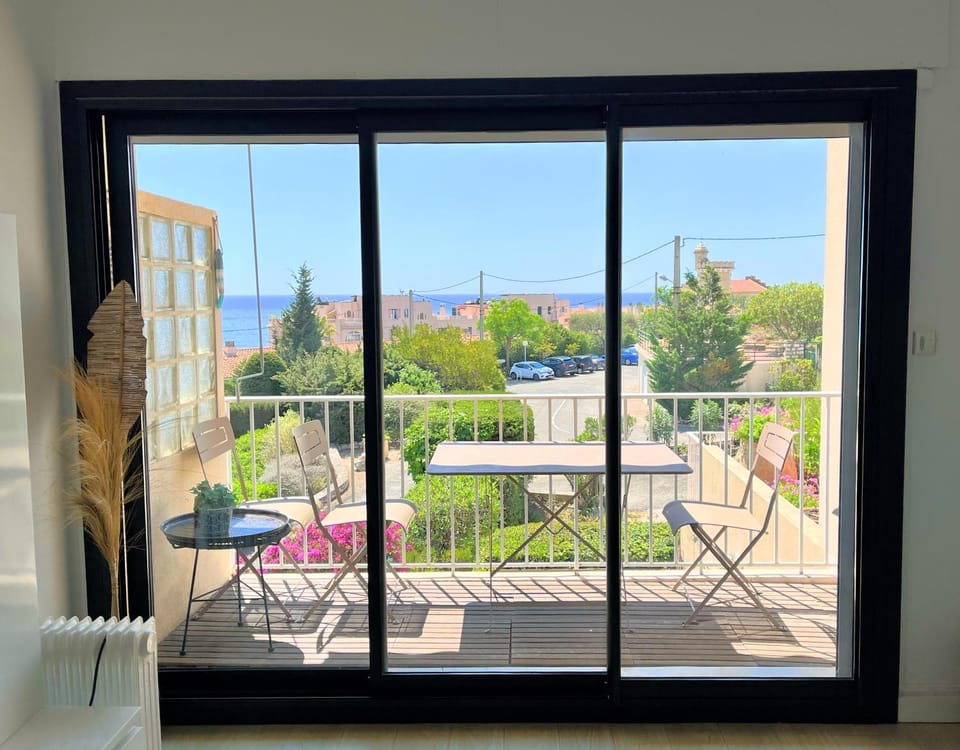 La Rade Apartment in Cassis