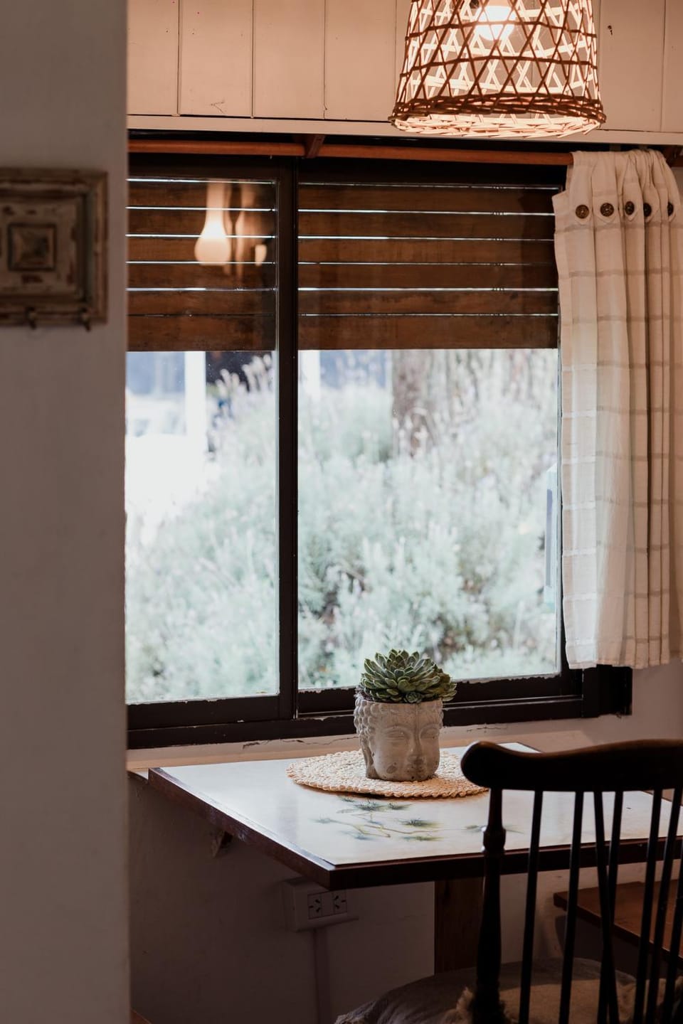 Dining area, Garden view