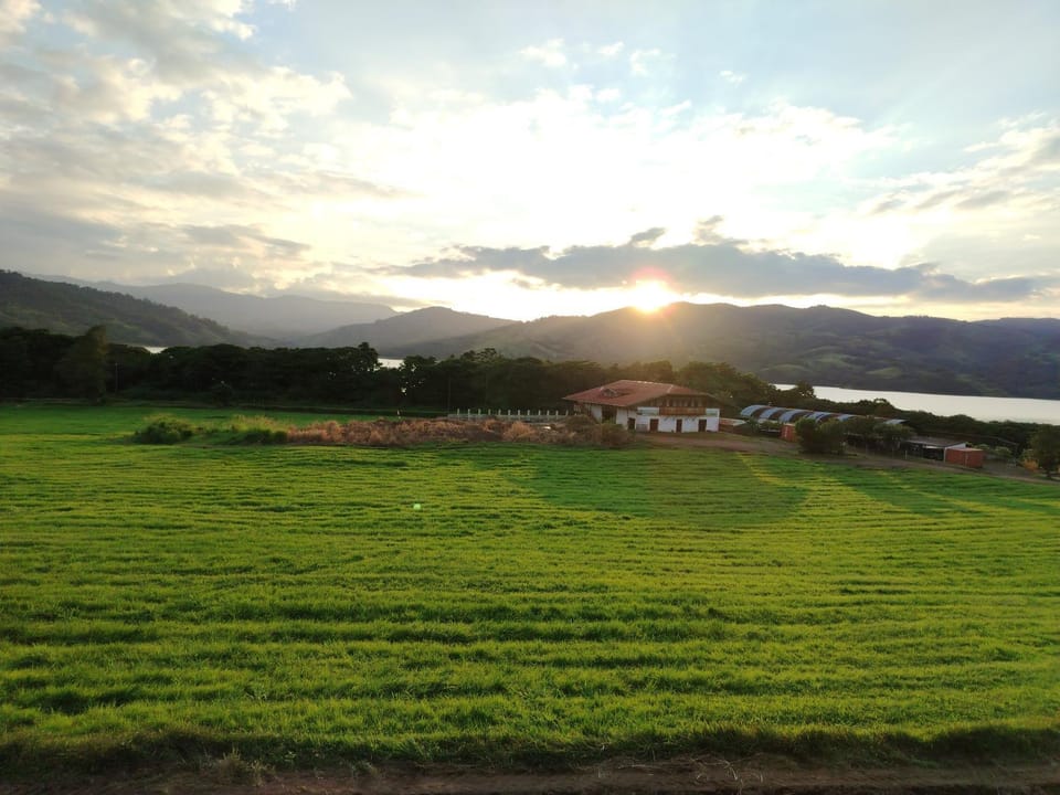 Los Héroes Hotel in Alajuela Province