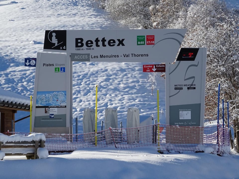 Skiing