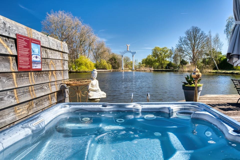 Hot Tub, Balcony/Terrace