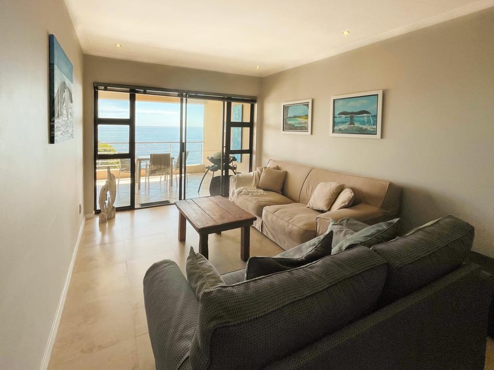 Seating area, Family
