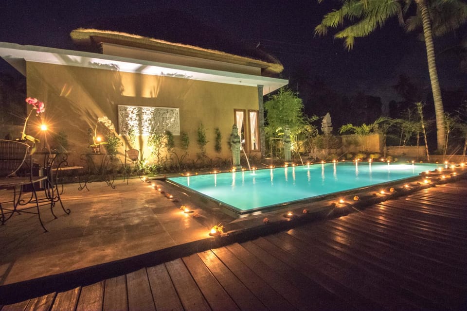 Swimming pool, Swimming pool
