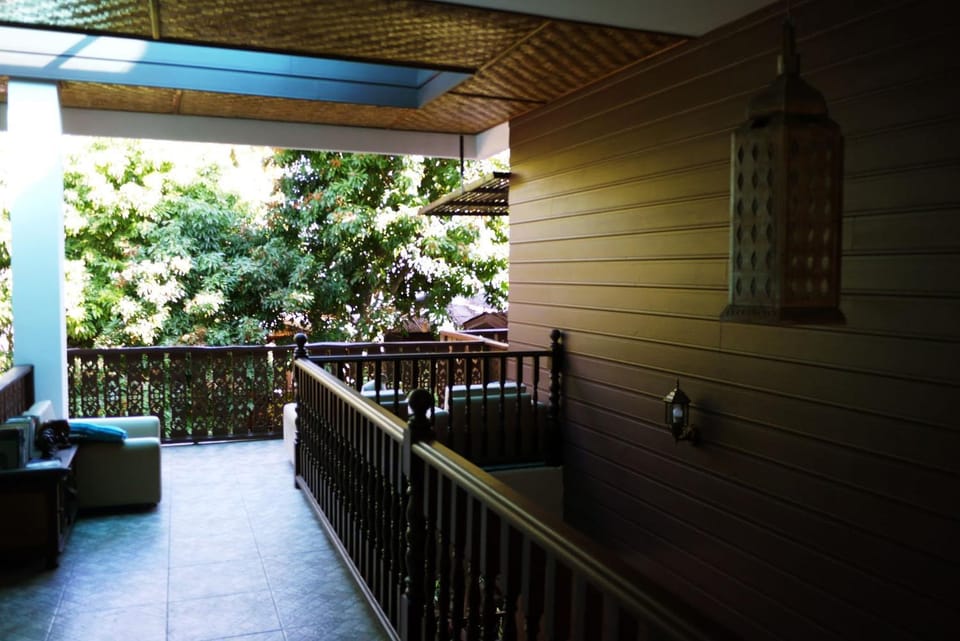 Balcony/Terrace, Internal: Not applicable to any particular room