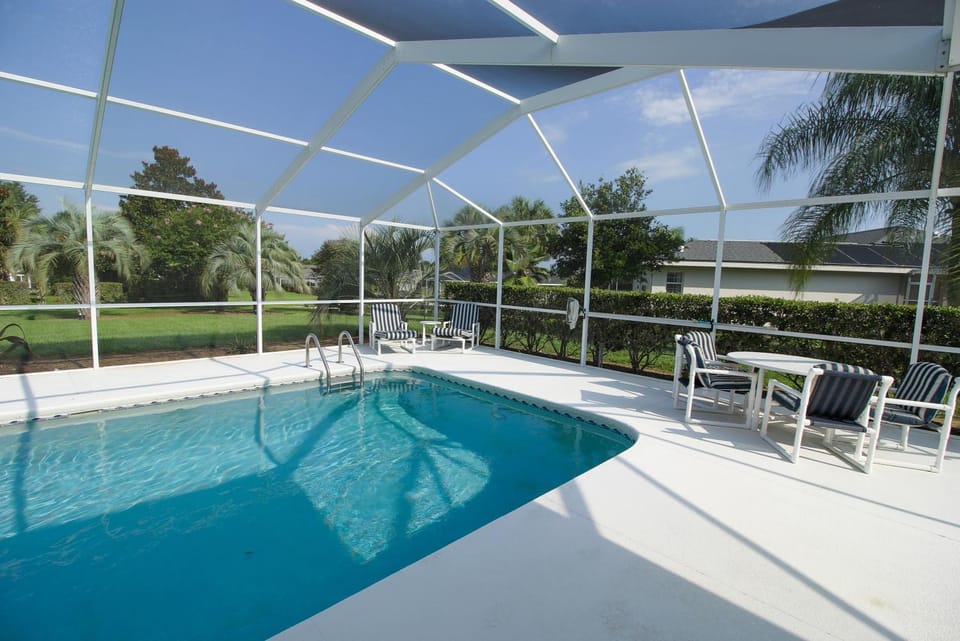 North Foxrun Terrace Villa 1512 House in Hernando