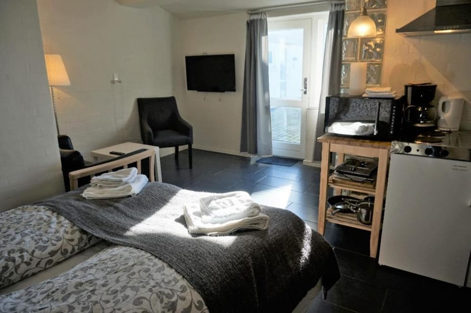 Kitchen or kitchenette, Photo of the whole room