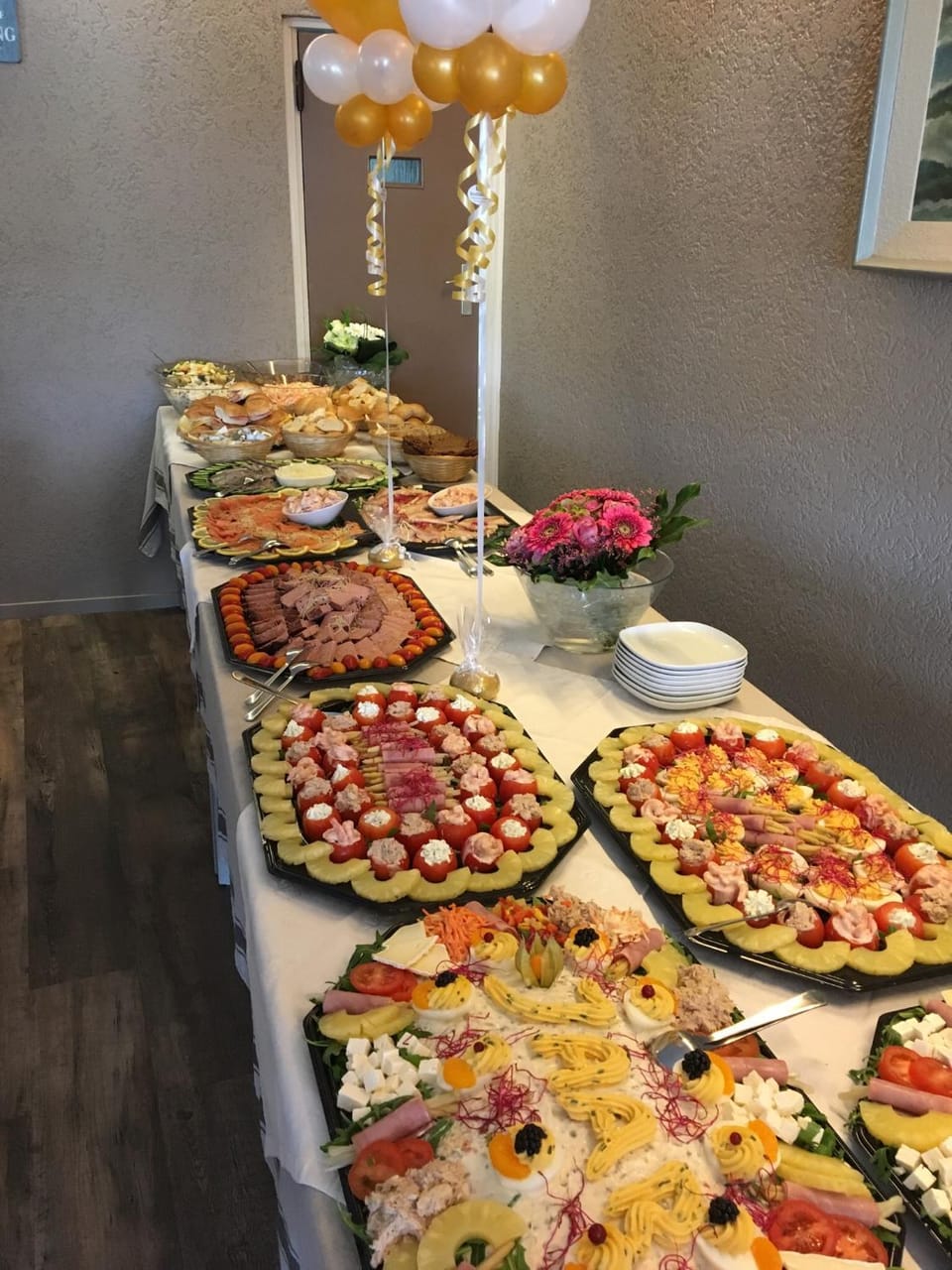 On site, Food, Meals