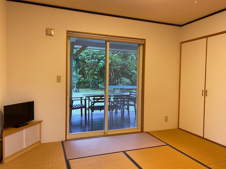 guest house annsea Bed and Breakfast in Okinawa Prefecture