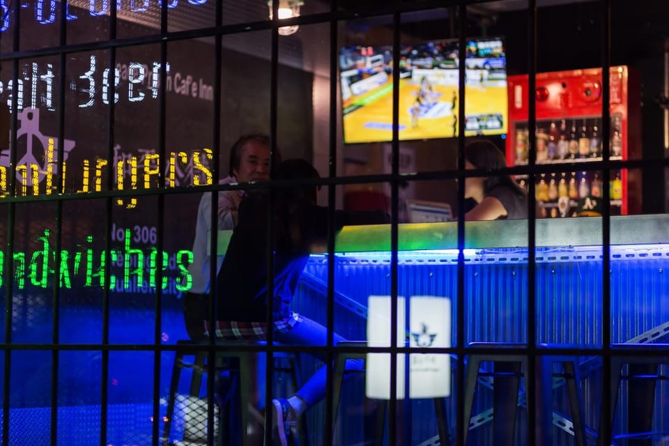 Street view, Alcoholic drinks