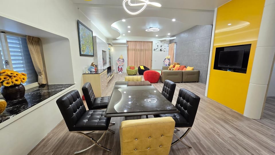 TV and multimedia, Living room, Dining area, On site