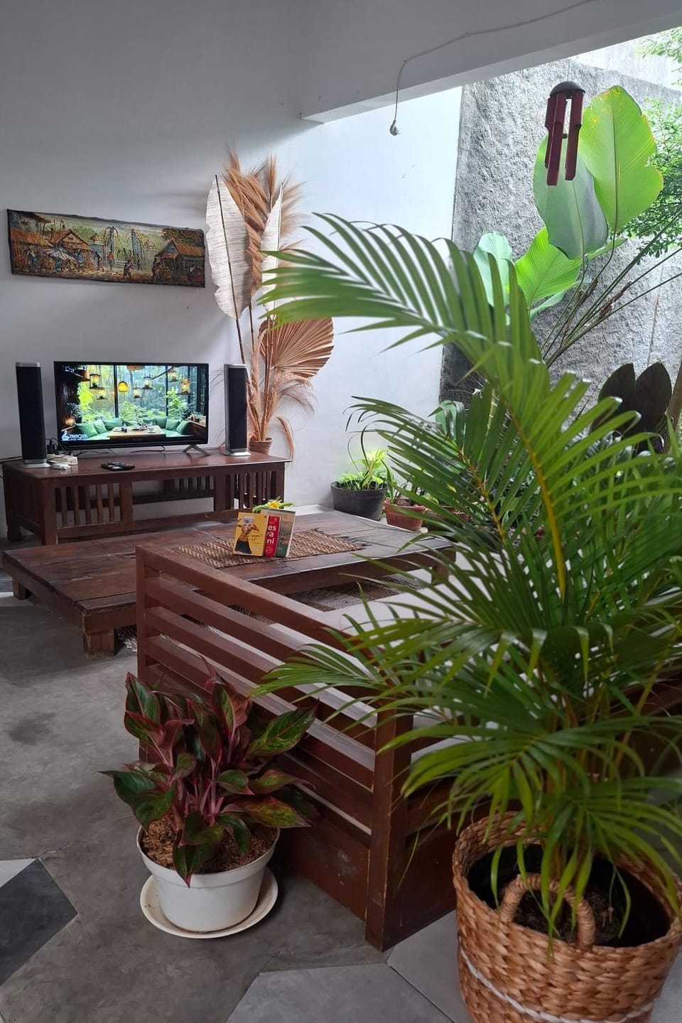 Living room, Seating area