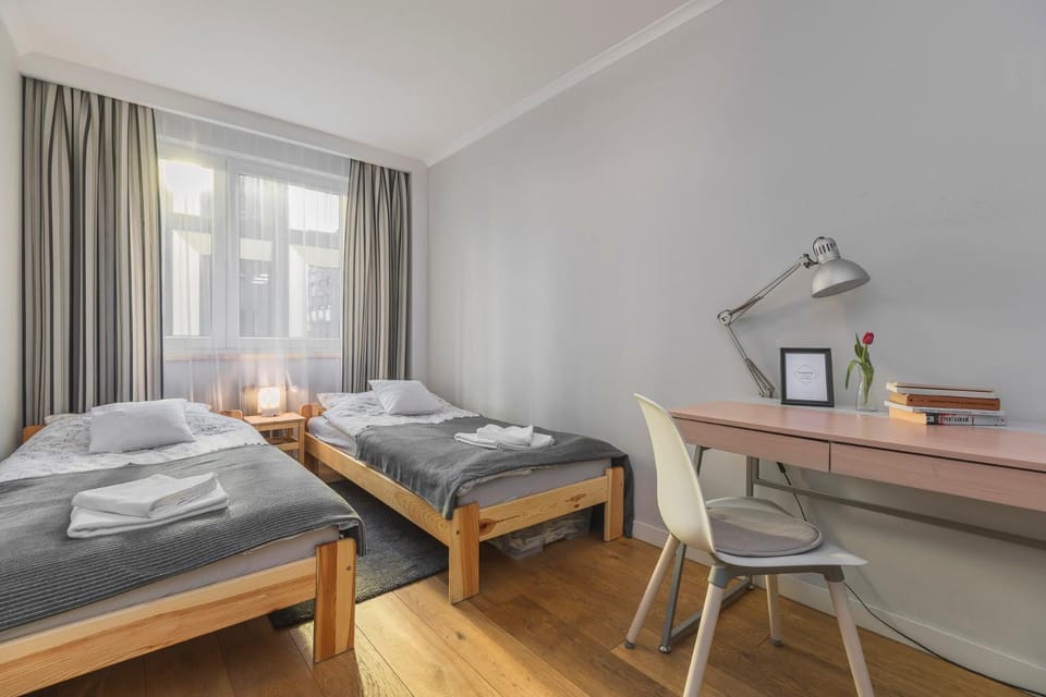 Living room, Seating area, Dining area, air conditioner