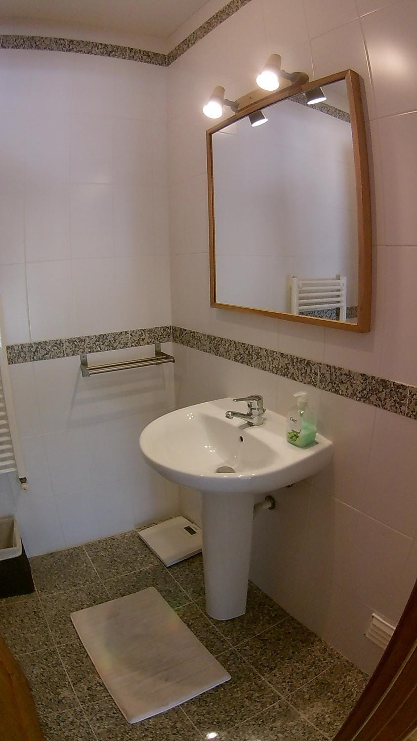Toilet, Bathroom, towels