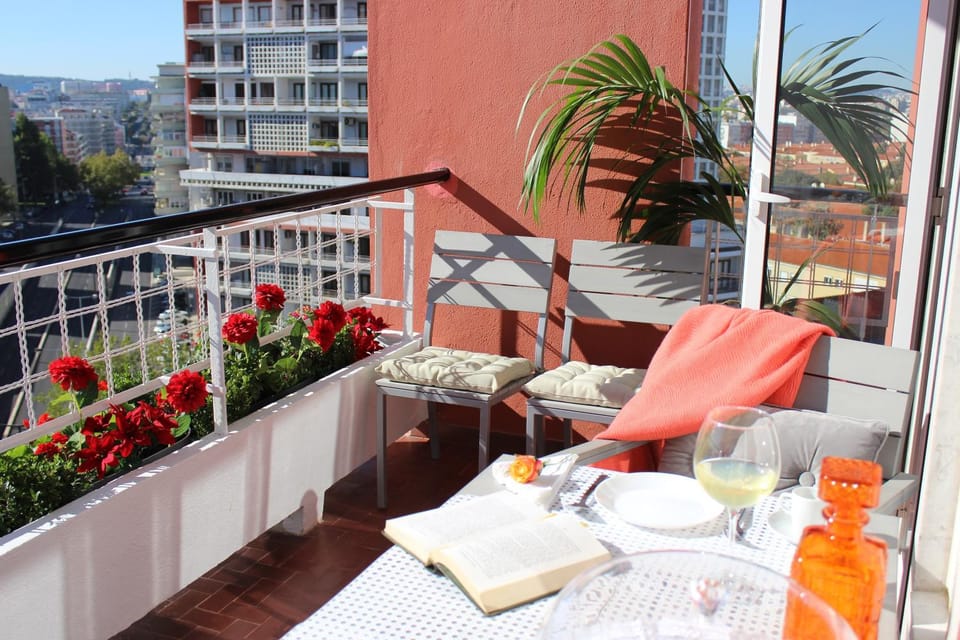 Balcony/Terrace, City view