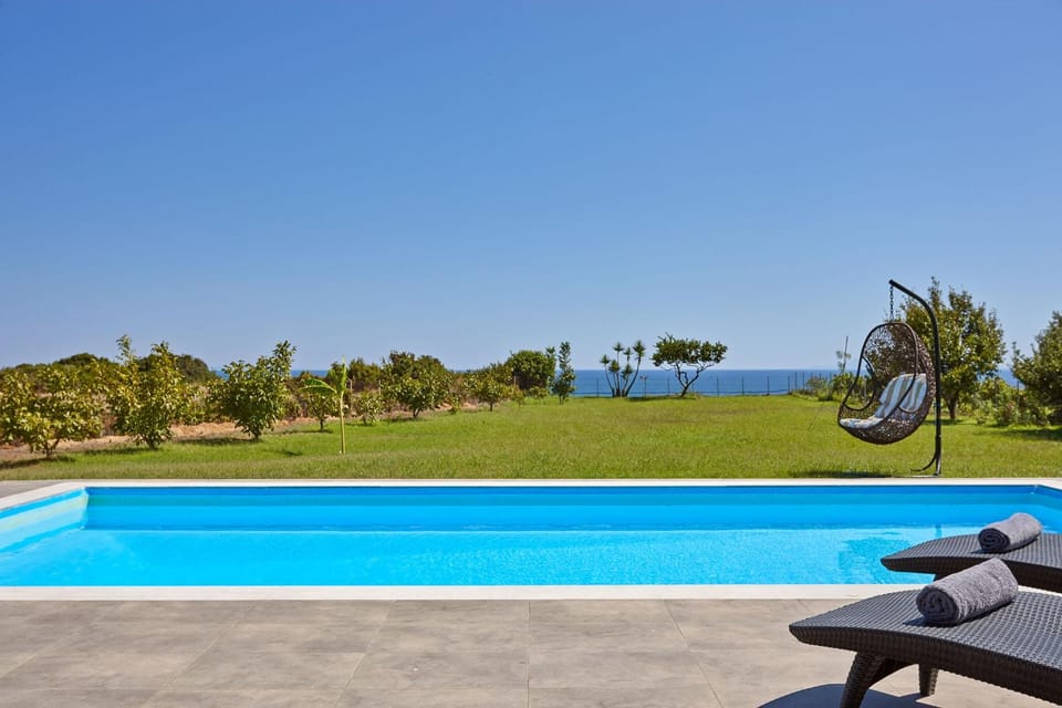 Garden, Swimming pool, Swimming pool