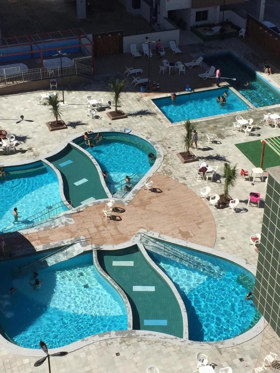Bird's eye view, Pool view