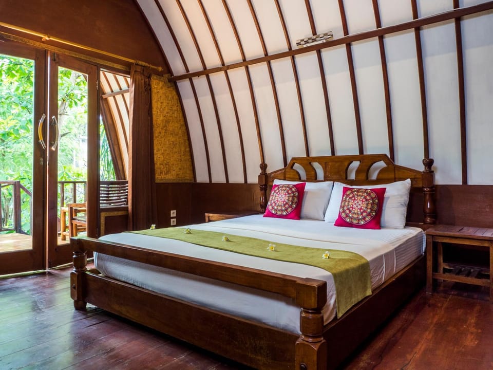 Gili Turtle Beach Resort Hotel in Pemenang
