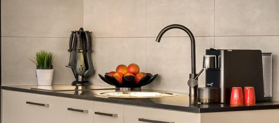 Coffee/tea facilities, Kitchen or kitchenette
