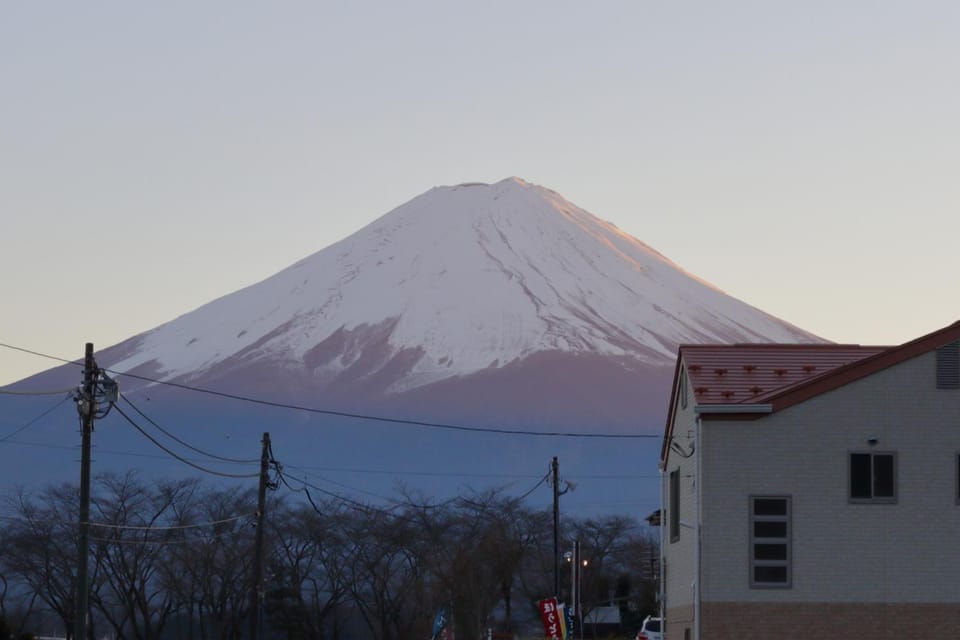 Property building, Natural landscape, Winter, Landmark view, Mountain view