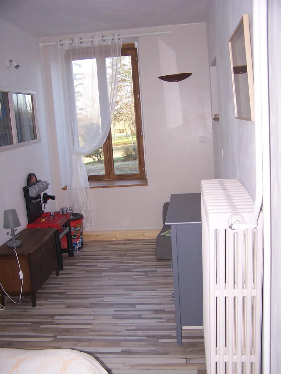 Photo of the whole room