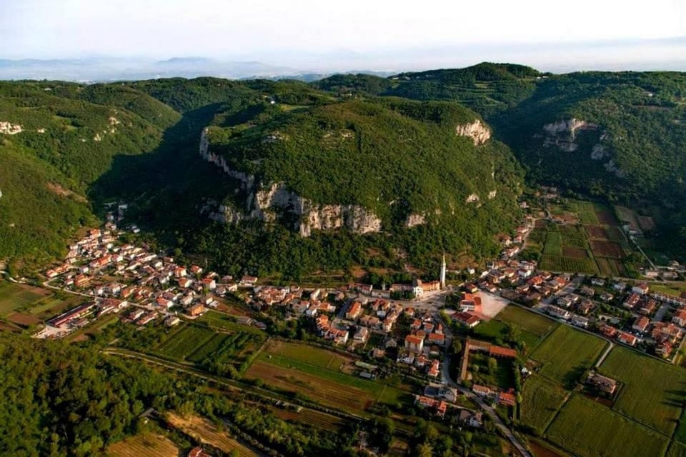 Nearby landmark, Day, Natural landscape, Bird's eye view, City view, Mountain view