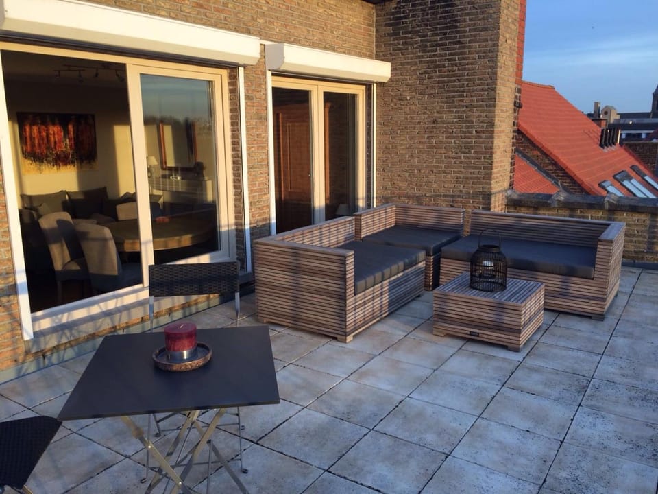 Atrium Apartment in Ypres