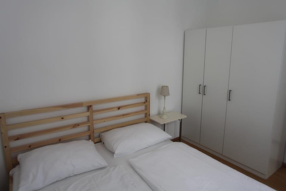 Patio, Bed, Bedroom, wardrobe