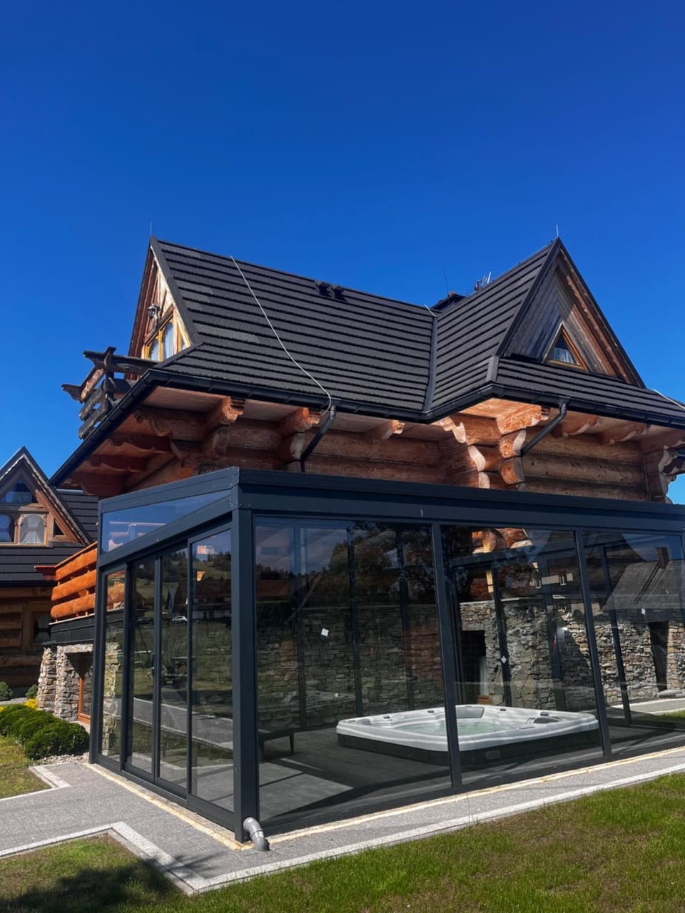 Property building, Swimming pool