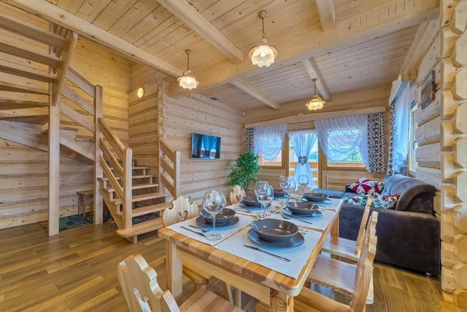 Day, Kitchen or kitchenette, Living room, Photo of the whole room, Seating area, Dining area