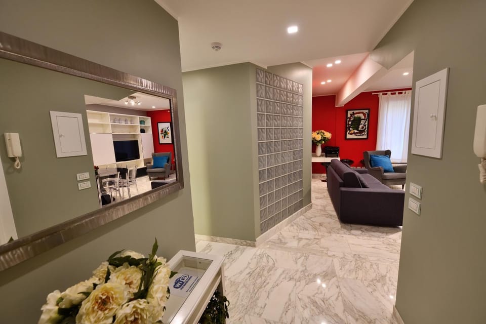 TV and multimedia, Living room, Dining area