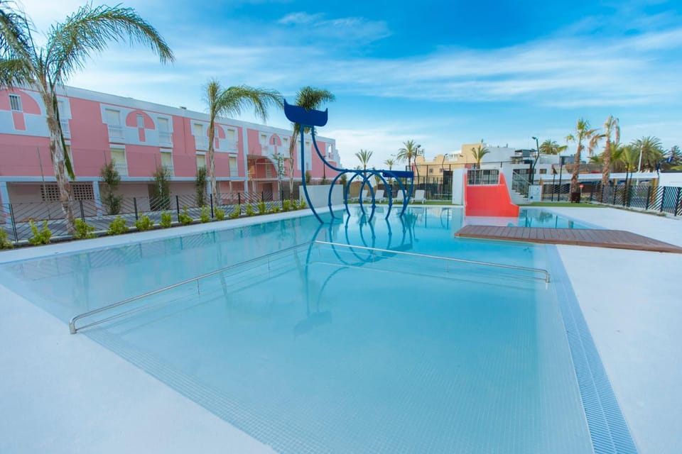 Pool view, Swimming pool, Swimming pool