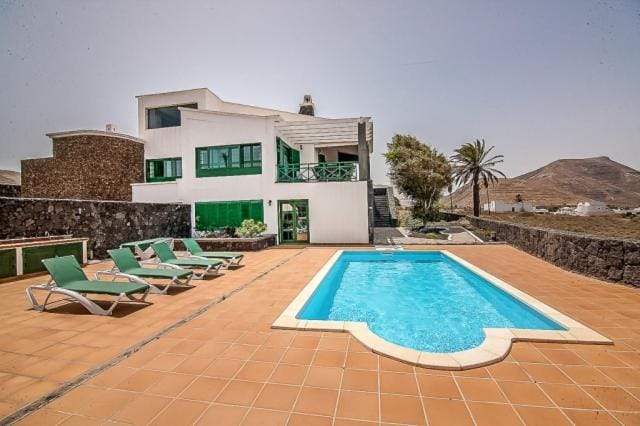 Vista Timanfaya Villa in Isla de Lanzarote