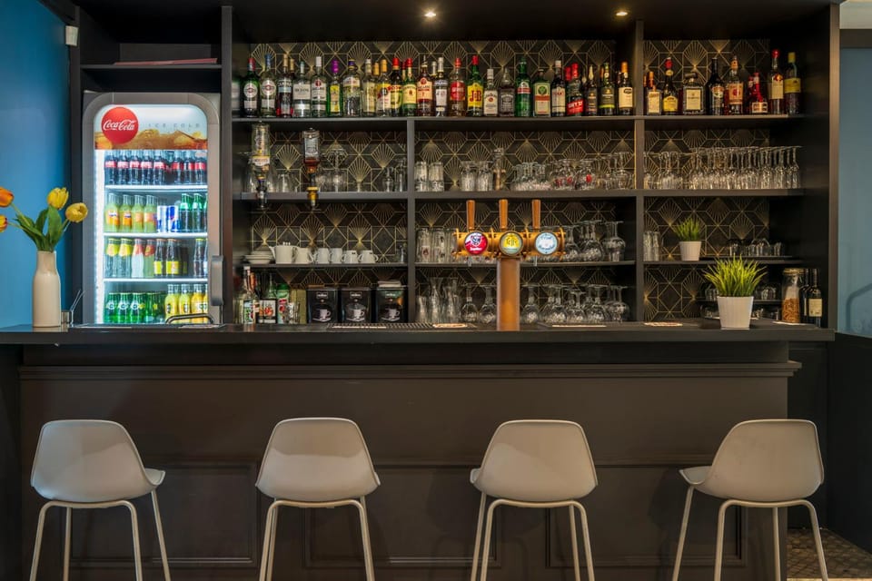 Lounge or bar
