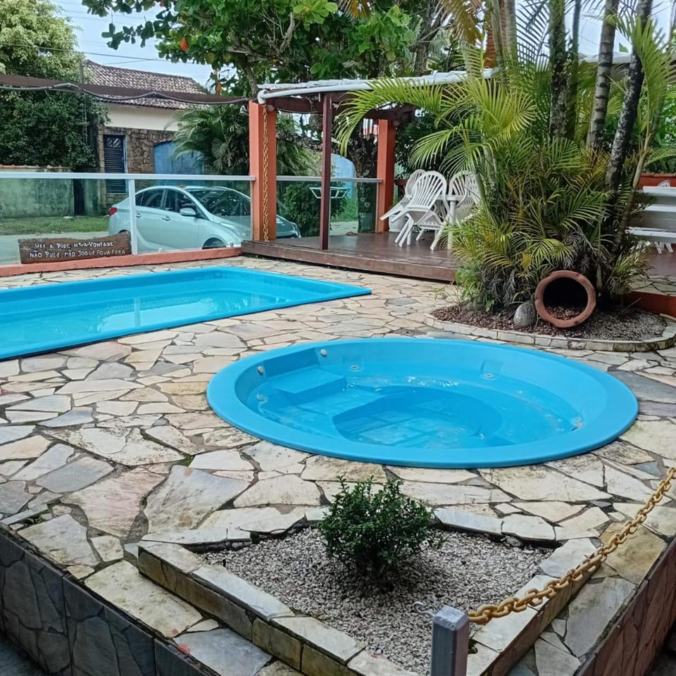 Property building, Day, Garden, Pool view, Swimming pool