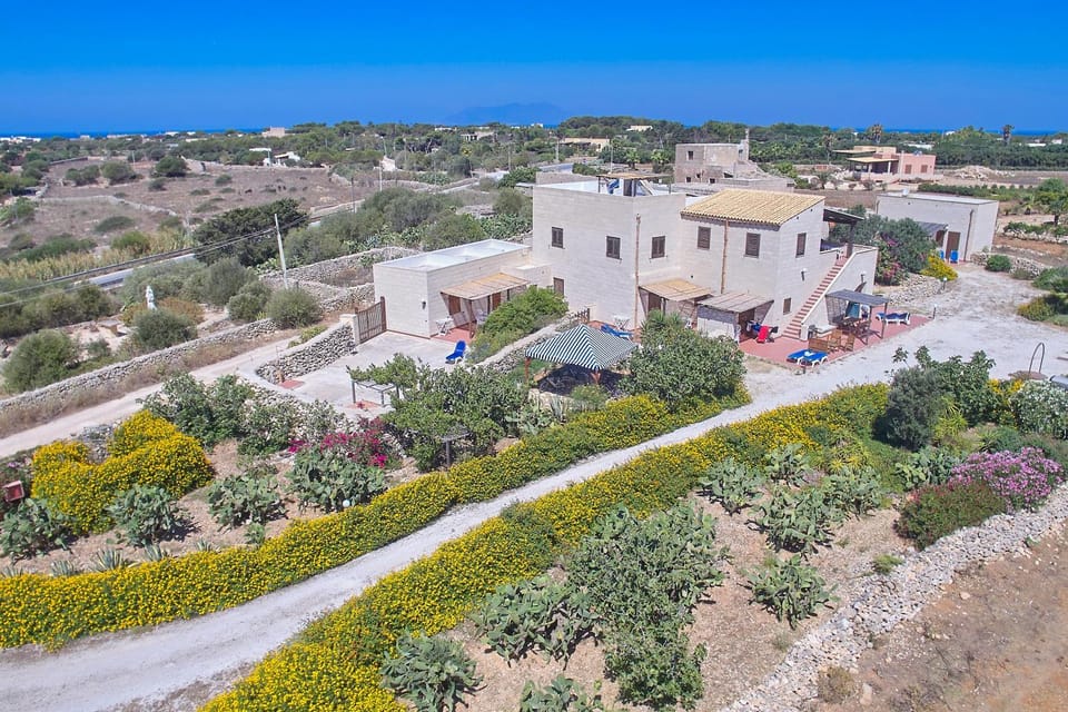 Case Canino Apartment in Sicily