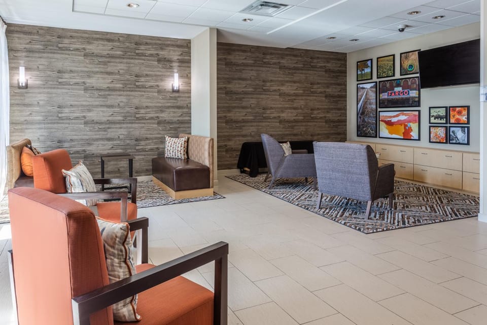 Communal lounge/ TV room