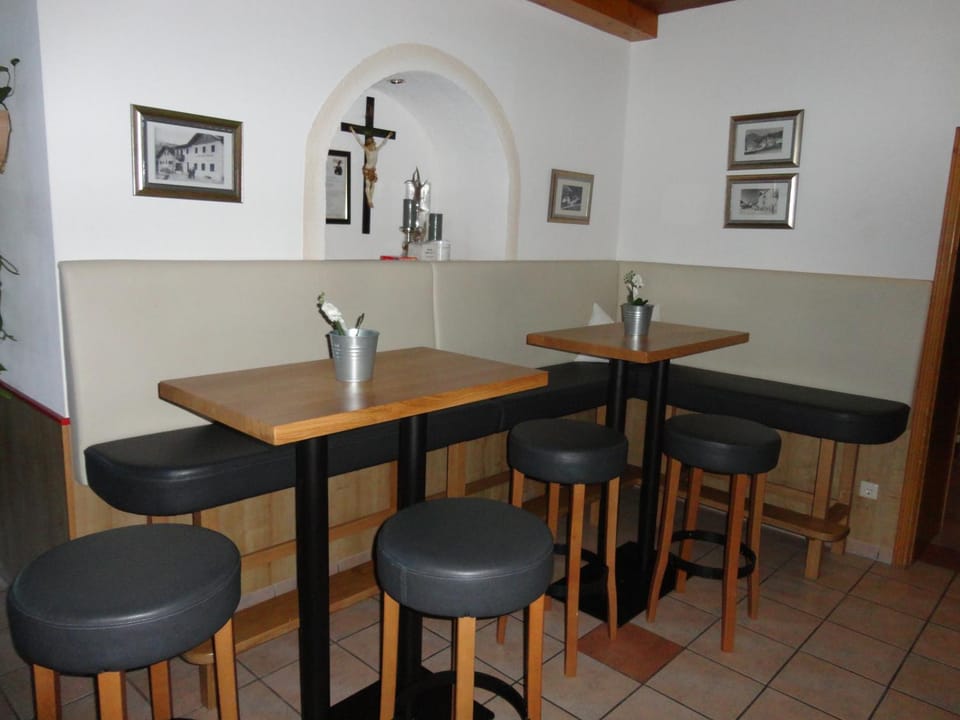 Lounge or bar
