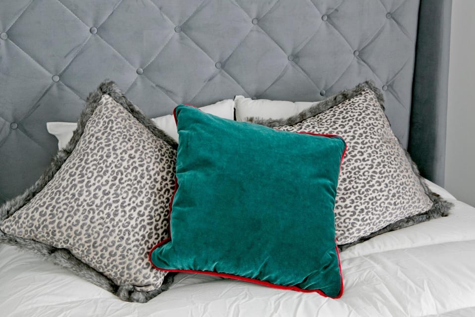 Bed, Decorative detail, Bedroom