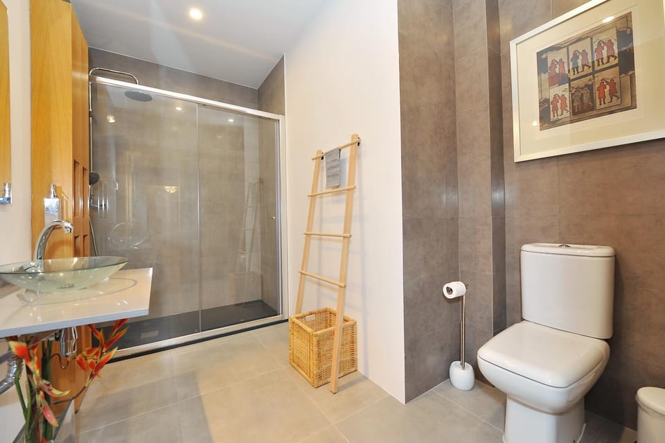 Cosy Bedrooms Guest House Bed and Breakfast in Lisbon