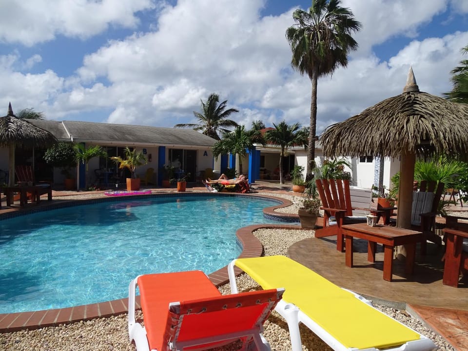 Balcony/Terrace, Pool view, Swimming pool, Swimming pool