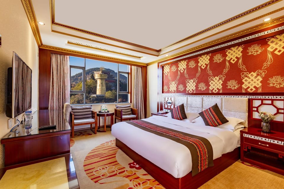 Floral Hotel · Shangri-la Blue Sky Hostel in China